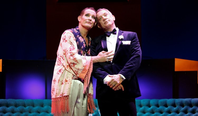 LA CAGE AUX FOLLES